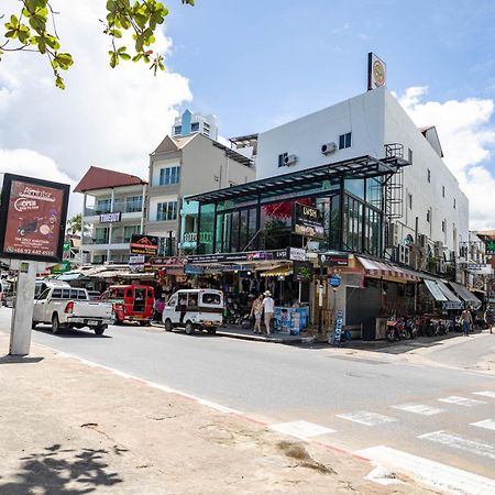 Jb House Patong Hostel Bagian luar foto